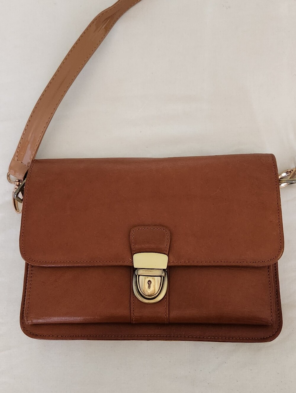 Boulder Ridge Full Grain Leather Cowhide Brown Crossbody Vintage Purse, V. Good
